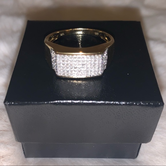 Gorgeous Men’s Diamond Bling Ring - Picture 3 of 8